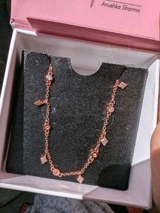 Giva Rose Gold Flowers And Pearl Pendant Chain