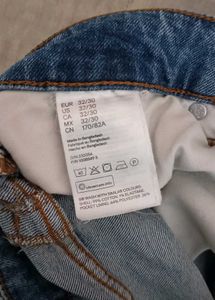 H&amp;M Regular Fit Denim Jeans (32-32)