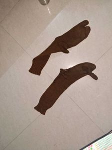 Brown Split-Toe Socks