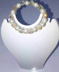 Braslate Acrylic  Pearl's golden white steachable