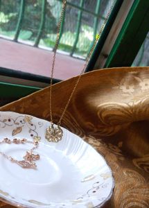 Magnetic Pendant And Golden Bracelet