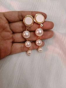 White moti Earrings ❤️
