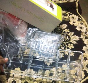 Oriflame Branded Manicure Centre