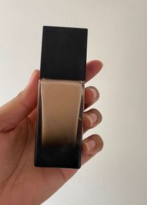 Huda Beauty Authentic Foundation