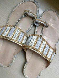 White Kolhapuri Stylish Slippers For Women
