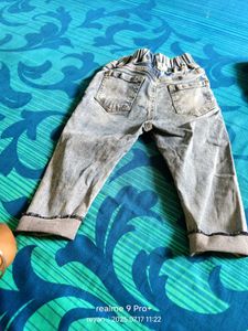 4 Branded Jeans