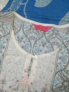 Elegant Women&#39;s Kurta