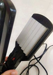 Nova Hair Straightener With - Free Belt