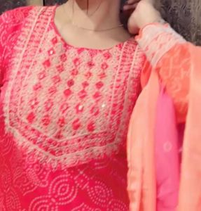 Elegant Pink Kurta Set