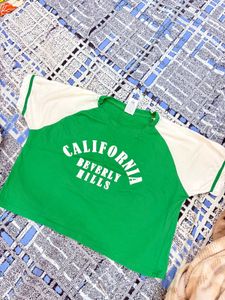 Green Crop Top Strechable