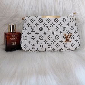 Women Printed Motifs Sling Bag