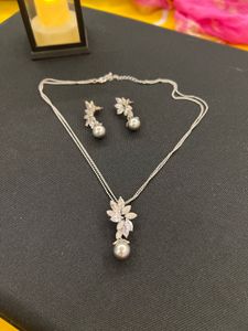 Zaveri Elegant Necklace &amp; Earring Set