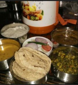 TIFFIN SERVICE