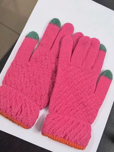 Pink Girly gloves for Aesthetical winter ❄️💗