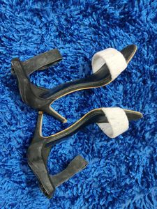 Black and White Pencil Heel Stilletoes