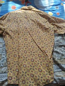 Patterned Men&#39;s Shirt