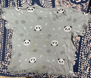 3 Womens’ Tshirts