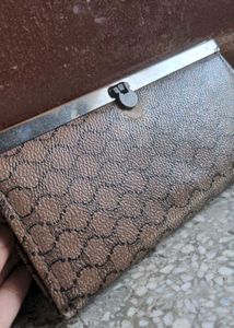 Leather purse