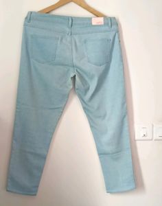 Light Wash Denim Jeans