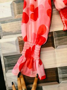 Pretty Red Top🌸🎀