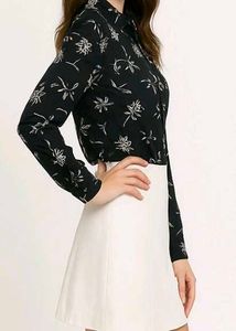Black floral printed shirt top✨