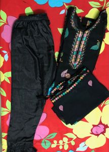 Thread Work Kurta Set