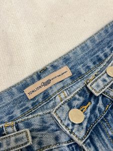 Women Hook Jeans