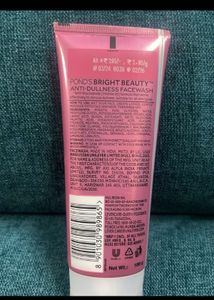 Pond&#39;s Bright Beauty Face Wash