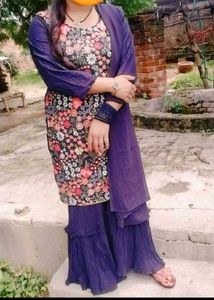 Floral Embroidered Salwar Kameez