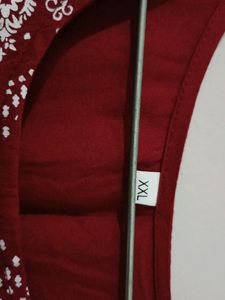 Beautiful Maroom And White Print Kurti Unused