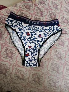 V Star Floral Print Panty