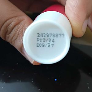 Nivea Cherry Shine Lip Balm