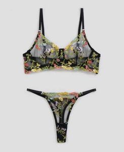 Black &amp; Multicolour Net Set