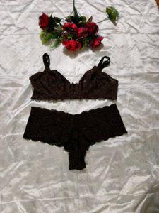 Lace Lingerie Set