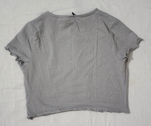 H&amp;m Grey Crop Top
