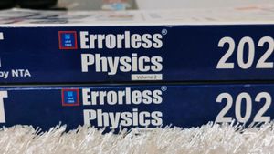 Errorless Physics NEET 2021 - Like New!
