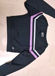 Cropped Active Wear T Shirt