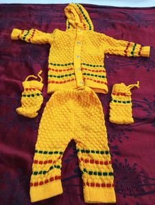 Cute Knitted Baby Set