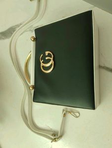 Chic Handbag/sling bag
