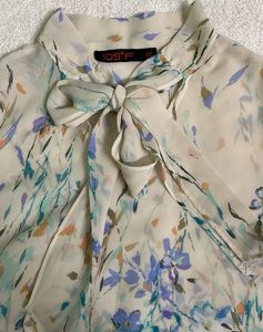 109 F Cute Floral Top 😍