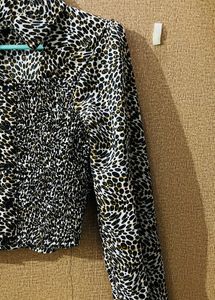 Tiger Print Choker Top.!!Price drop🌹
