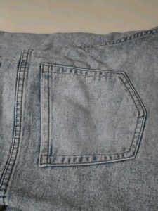Light Wash Jeans