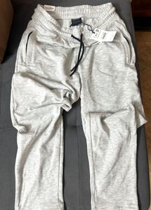 Pull & Bear track pants it is Unisex