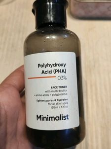 Minimalist Serum And Toner Empty Containers