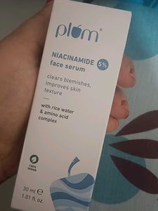 Plum Niacinamide Serum