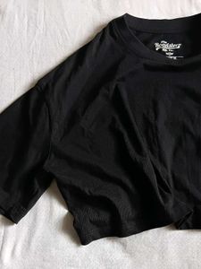 Black Cropped T-Shirt