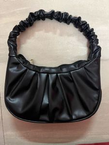 Chic Black Handbag