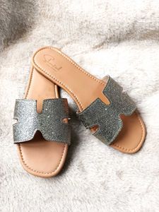 Classy Gold Flat Sandal