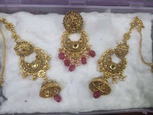 Indian Jewelry Set - Gold & Red