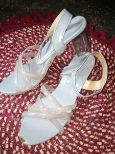Heel Sandal 👠